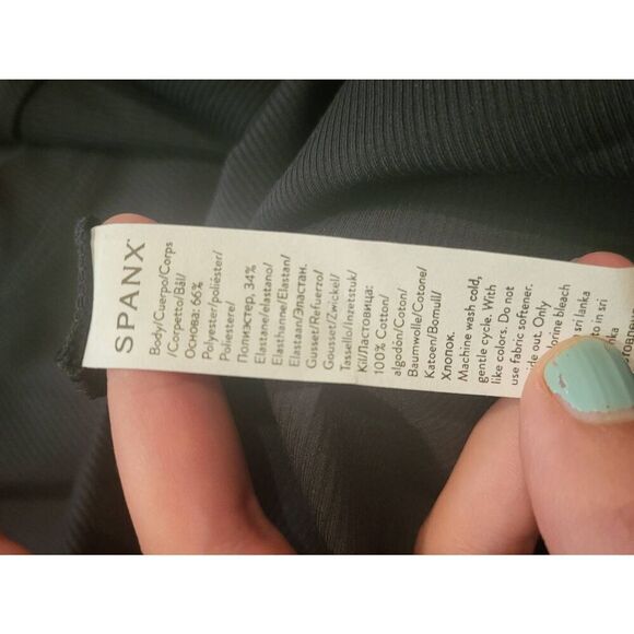 NWT Spanx Bodysuit Women's 2X Black Suit Yourself Ribbed Crewneck Smoother - Picture 6 of 6